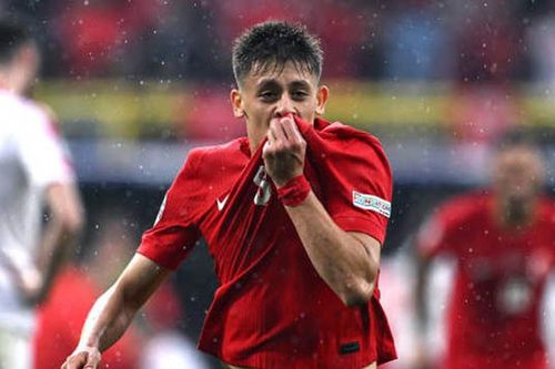 Arda Guler lập thành tích sánh ngang Ronaldo, xứng danh ứng viên Cầu thủ trẻ hay nhất EURO 2024