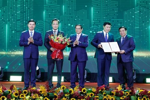 Thủ tướng kỳ vọng Hưng Yên phát triển vào nhóm dẫn đầu cả nước