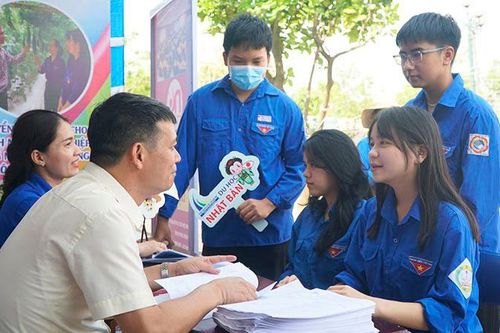 Đẩy mạnh phong trào 'Học sinh 3 rèn luyện' ở cơ sở giáo dục nghề nghiệp