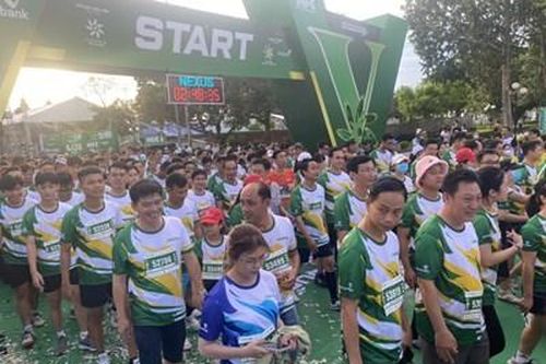 Hậu Giang: Sôi nổi không khí đua tài tại Giải Marathon quốc tế 'Vietcombank Mekong Delta'