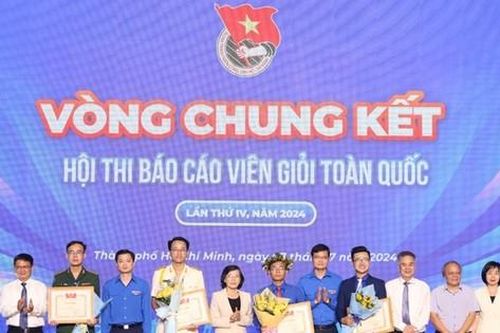 Phó Bí thư Đoàn trường ĐH Sư phạm TP. HCM giành giải Nhất Hội thi 'Báo cáo viên giỏi toàn quốc lần thứ IV'