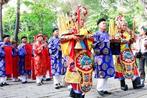 Phát huy giá trị di sản đình chùa ở TPHCM: Tạo đà khai thác du lịch địa phương
