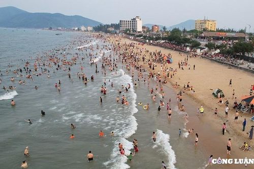 Sôi động mùa du lịch hè ở Hà Tĩnh