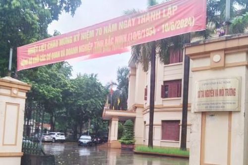 Kiểm điểm cán bộ liên quan vụ chuyển nhượng 128 thửa đất chưa đúng quy định