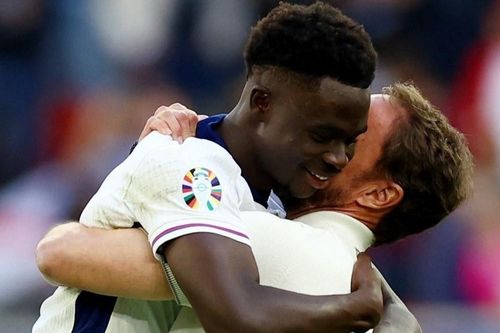 Anh vào bán kết EURO 2024: Saka giải cứu Southgate