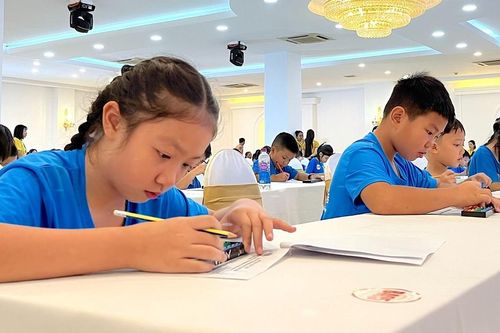 Toán tư duy: Rèn khả năng tập trung và ghi nhớ cho trẻ