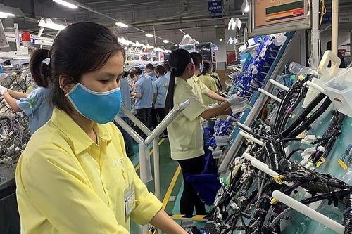 Cần khuyến khích doanh nghiệp đổi mới công nghệ xanh