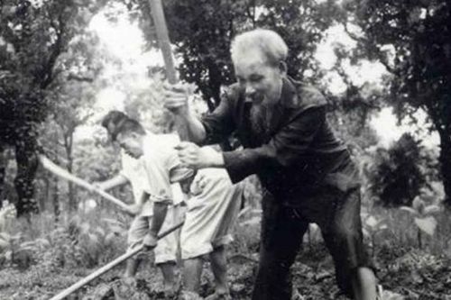 Bài 1: Liêm chính - một trong những nhân tố căn bản vun đắp lòng Dân