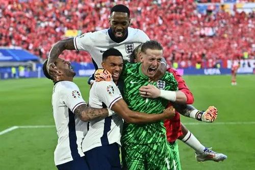 Anh 1- 1 Thụy Sĩ (5-3 pen): Thêm một cuộc ngược dòng