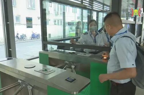Hà Nội mở rộng thí điểm vé xe buýt điện tử