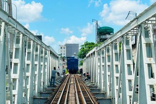 Xuyên đêm khắc phục sự cố cầu Tam Bạc, thông toàn tuyến đường sắt Hà Nội - Hải Phòng