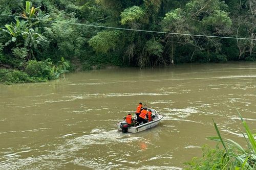 Bơi qua sông Lô để về nhà, thanh niên bị nước cuốn tử vong
