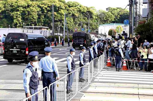 Cảnh sát Nhật Bản tăng cường bảo vệ yếu nhân sau vụ ám sát ông Shinzo Abe