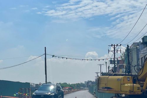Đẩy nhanh tiến độ các tuyến giao thông khu vực sân bay Tân Sơn Nhất