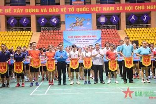 Điện Biên: Khai mạc giải bóng chuyền hơi công nhân viên chức, lao động lần thứ II năm 2024