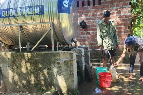Kon Tum: Dân 'khát' nước sạch