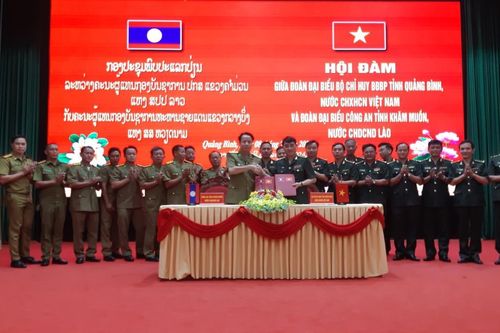 Hội đàm thường niên giữa Bộ Chỉ huy BĐBP tỉnh Quảng Bình với Công an tỉnh Khăm Muồn, Lào