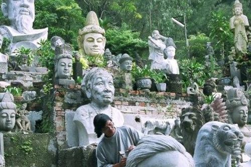Ghé thăm ngôi làng với truyền thống 'thổi hồn vào đá' ngay giữa lòng Đà Nẵng