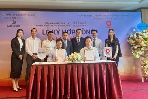 Tập đoàn Đạt Phương ký hợp đồng 45 triệu đô lắp đặt dây chuyền sản xuất kính hoa siêu trắng