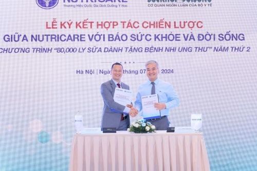 Tiếp tục triển khai chương trình 80.000 ly sữa dinh dưỡng dành tặng bệnh nhi ung thư