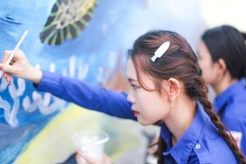 Thanh niên tình nguyện chuyên ngành xuất quân chiến dịch hè ở Bình Định