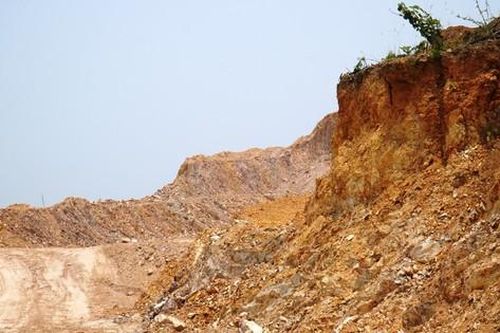 Thừa Thiên-Huế xử lý gắt loạt vi phạm khai thác mỏ đất san lấp