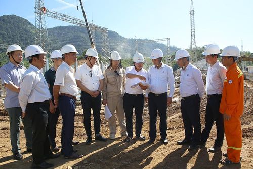 Quyết tâm cao, nỗ lực lớn để đưa Dự án Mở rộng ngăn lộ và cải tạo TBA 500kV Thạnh Mỹ về đích