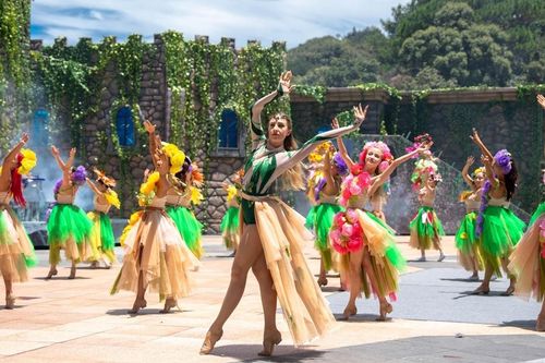 Chuỗi show đẳng cấp chưa từng có khiến đỉnh Ba Na Hills hút du khách