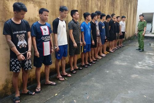 Phá đường dây cho vay nặng lãi quy mô lớn trên không gian mạng