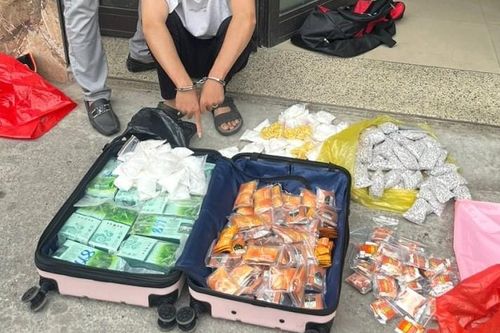 Khởi tố, bắt giam đối tượng vận chuyển gần 18 kg ma túy
