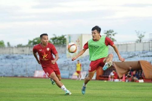 Tiền đạo ĐT Việt Nam chấn thương nặng