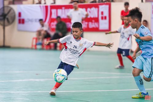 Giải Bóng đá Nhi đồng Cup Báo Thanh Hóa lần thứ III - năm 2024: Lượt trận cuối bảng C - bảng 'tử thần' đã tìm ra đội xuất sắc và xứng đáng nhất, giành quyền vào chơi ở tứ kết