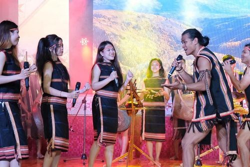 Vẻ đẹp cuộc sống Liên hoan hát ru, hát dân ca và trình diễn nhạc cụ các dân tộc: Sức sống của nghệ thuật dân gian