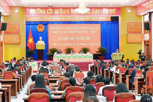 Phiên khai mạc kỳ họp thứ 19 HĐND tỉnh Gia Lai khóa XII: Nghe báo cáo nhiều nội dung quan trọng