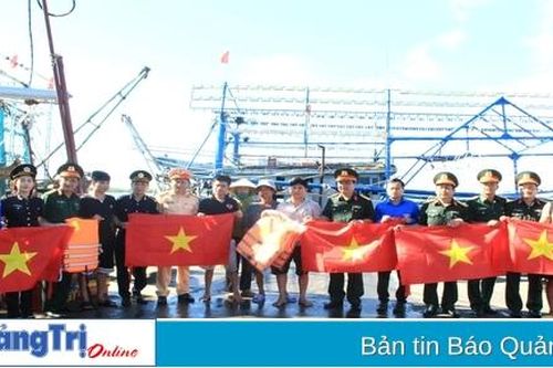Phát động chương trình 'Hãy làm sạch biển'