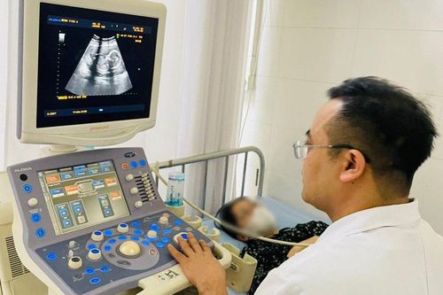 Cần nâng cao nhận thức về sàng lọc sơ sinh, trước sinh