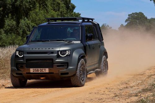 Ra mắt Land Rover Defender OCTA 2025: Phiên bản cao cấp nhất của dòng SUV địa hình này