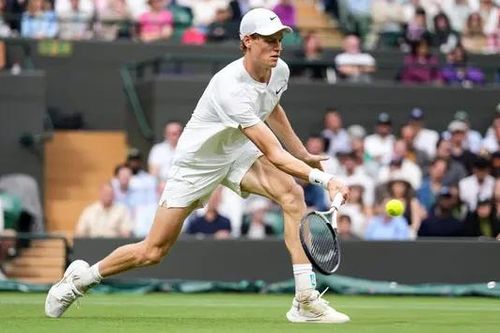 Janik Sinner vào tứ kết Wimbledon