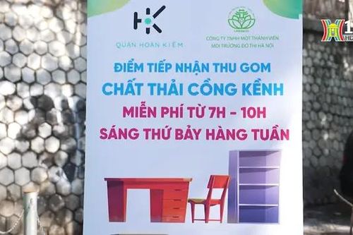 Hoàn Kiếm tổ chức nhiều điểm thu gom rác cồng kềnh
