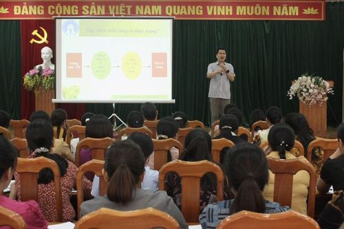 Tập huấn bảng kiểm viên uống tránh thai cho 210 cán bộ, viên chức y tế
