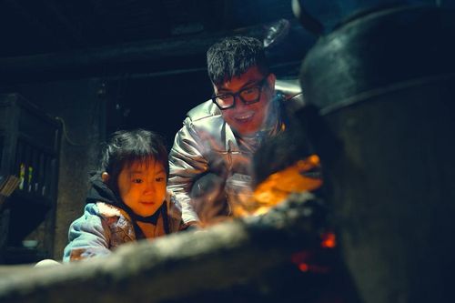 Học trò Mỹ Tâm cùng con gái tham gia chương trình 'Cha con vạn dặm'