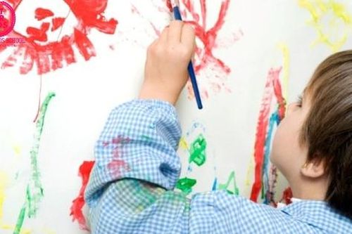 8 thói quen khiến cha mẹ 'phát điên' của trẻ hóa ra lại mang đến lợi ích không ngờ