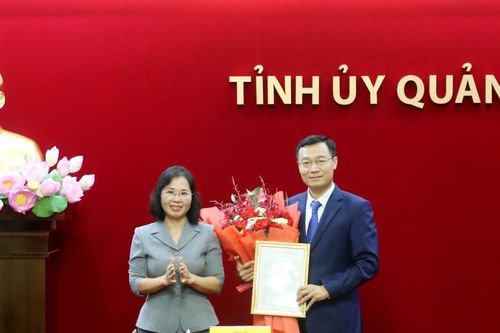 Ông Nguyễn Thế Lãm làm Giám đốc Trung tâm Truyền thông tỉnh Quảng Ninh