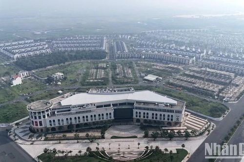 Giám sát dự án khu đô thị Aqua City