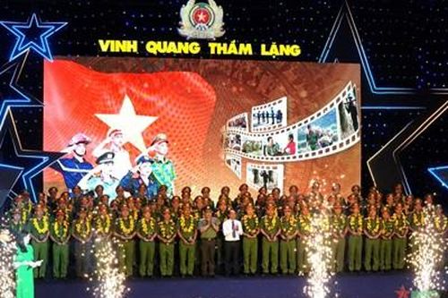 Bộ Công an biểu dương, khen thưởng 79 tấm gương công an xã tiêu biểu