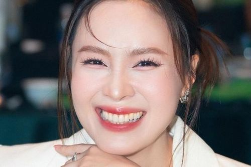 Hồng Diễm xinh tươi, chọn trang phục thanh lịch dự sự kiện chăm sóc sức khỏe