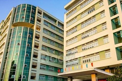 Trụ sở trường cao đẳng bị rao bán để siết nợ
