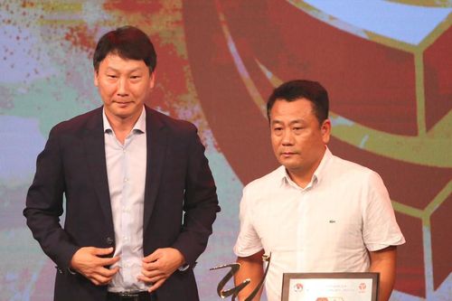 Sông Lam Nghệ An giành giải thưởng CLB có nhiều cầu thủ trẻ tham dự V.League 2023/2024