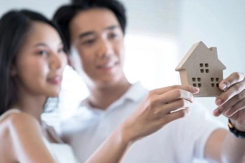 Nhiều cặp đôi tại Singapore hối tiếc khi kết hôn sớm để mua nhà ở xã hội