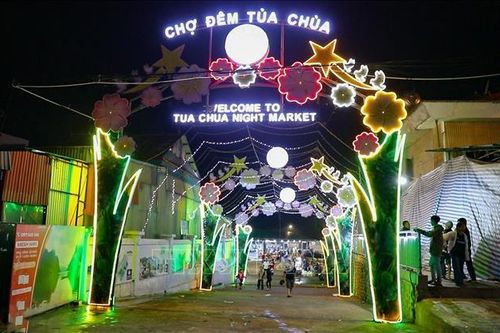 Độc đáo chợ đêm vùng cao Tủa Chùa